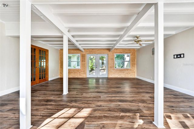 325 ORANGEVIEW AVENUE, Clearwater, FL 33755