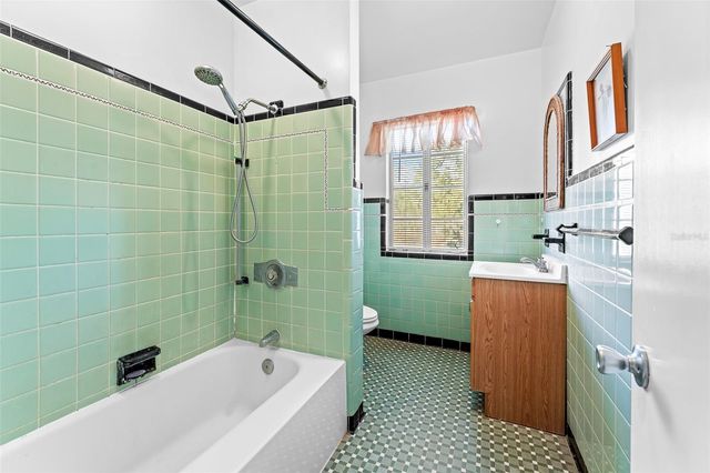 325 ORANGEVIEW AVENUE, Clearwater, FL 33755