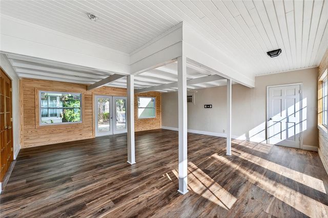 325 ORANGEVIEW AVENUE, Clearwater, FL 33755