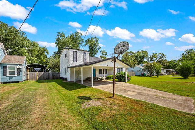 209 South Street, Baytown, TX 77520