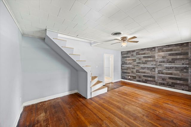 209 South Street, Baytown, TX 77520