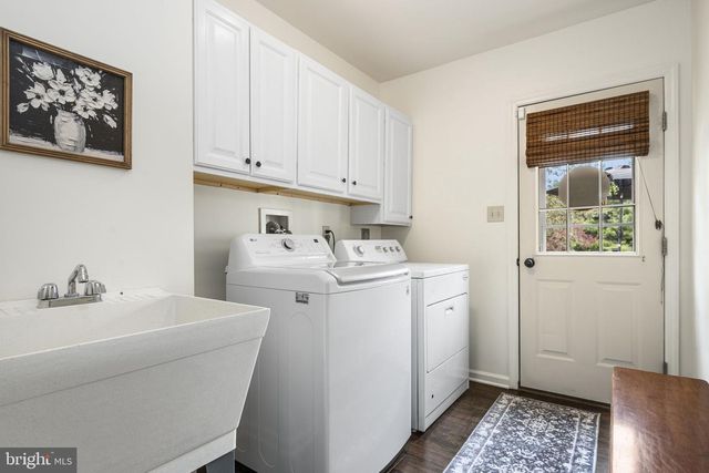 20 LINDA LN, Spring City, PA 19475