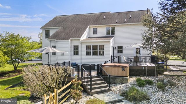 20 LINDA LN, Spring City, PA 19475