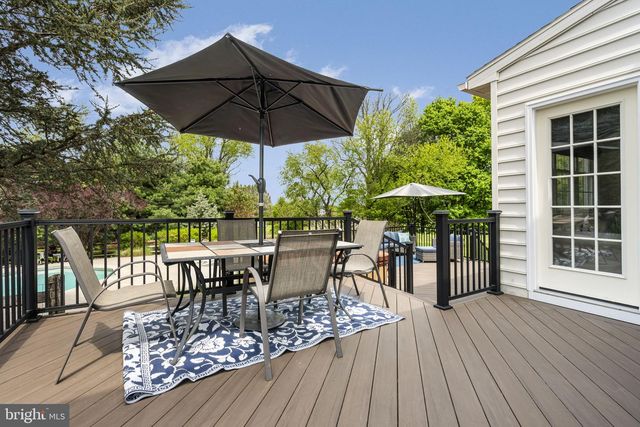 20 LINDA LN, Spring City, PA 19475