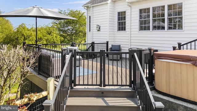 20 LINDA LN, Spring City, PA 19475