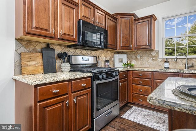 20 LINDA LN, Spring City, PA 19475