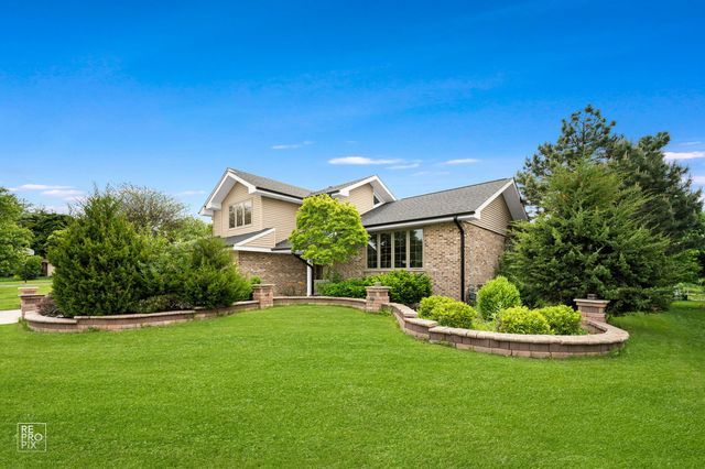 9041 Sunrise Lane, Orland Park, IL 60462