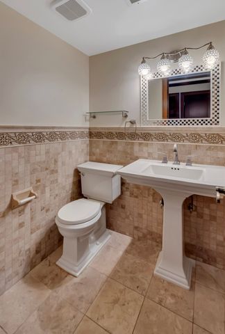 9041 Sunrise Lane, Orland Park, IL 60462
