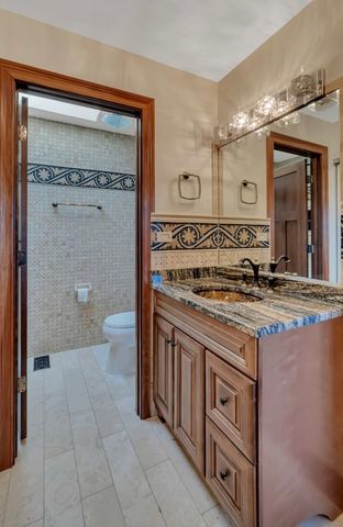 9041 Sunrise Lane, Orland Park, IL 60462
