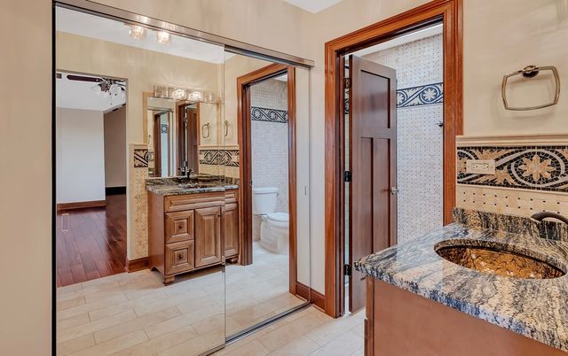9041 Sunrise Lane, Orland Park, IL 60462