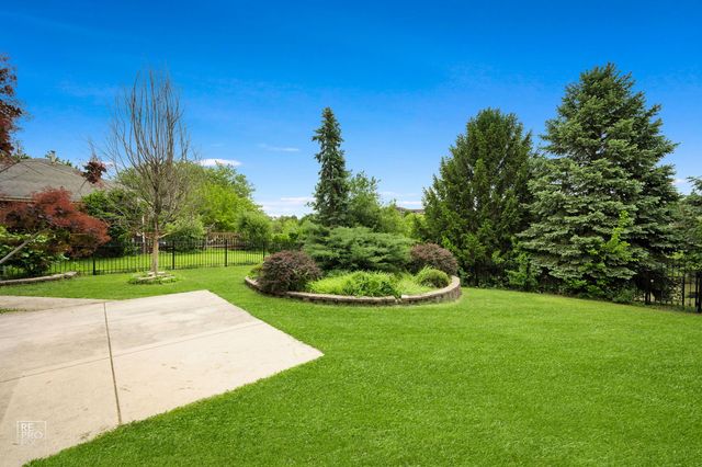 9041 Sunrise Lane, Orland Park, IL 60462