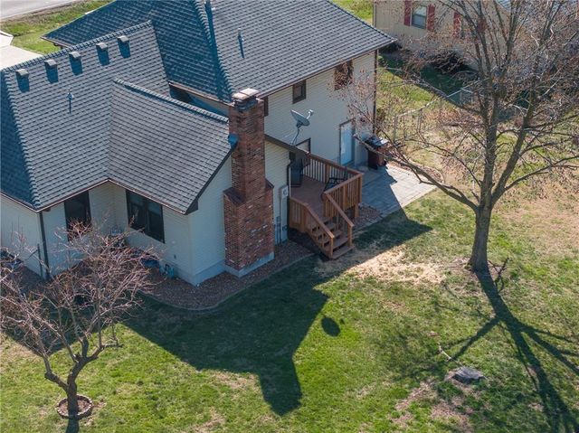 109 S Vansant Street, Clinton, MO 64735