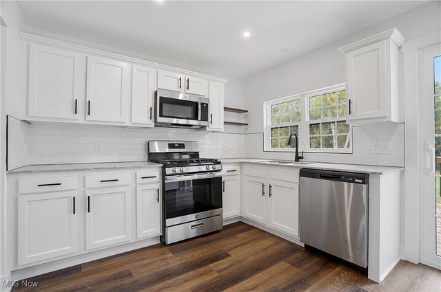 4570 Cynthia Drive, North Canton, OH 44720