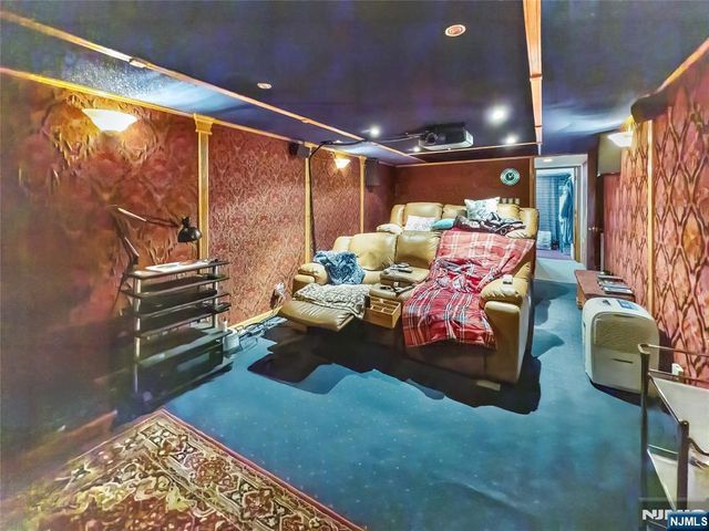 74 Garwood Road, Fair Lawn, NJ 07410
