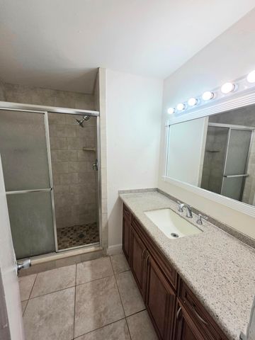 683 NW 13th Street Apt 27, Boca Raton, FL 33486