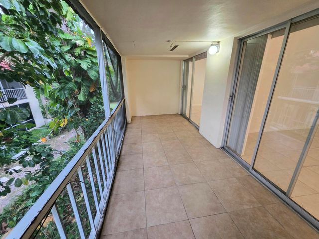 683 NW 13th Street Apt 27, Boca Raton, FL 33486