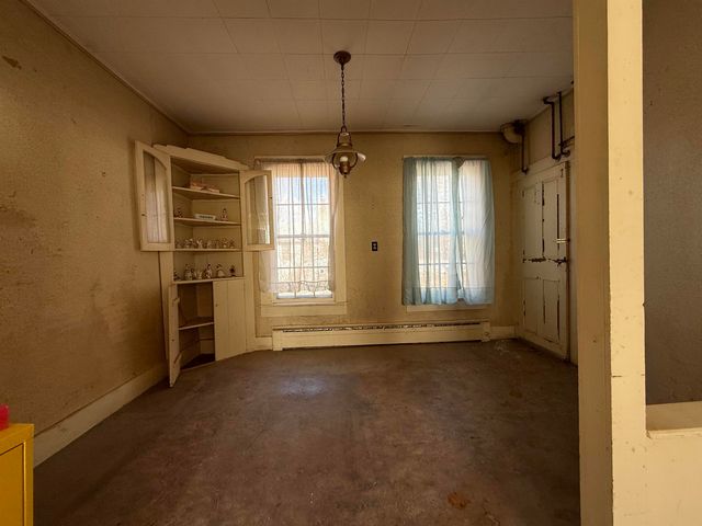 17 Main Street, New Hampton, NH 03256