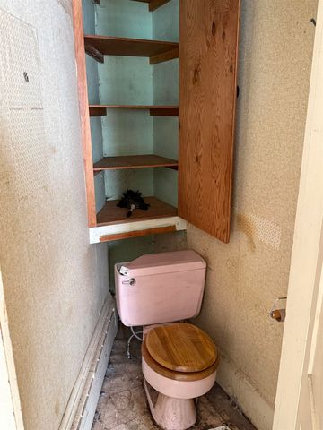 17 Main Street, New Hampton, NH 03256