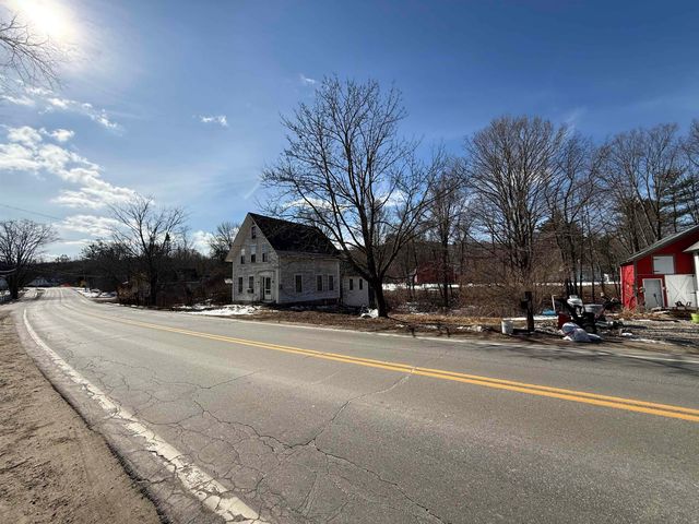 17 Main Street, New Hampton, NH 03256