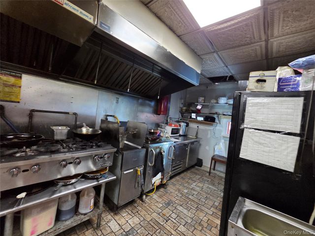 728 Courtlandt Avenue, Bronx, NY 10451