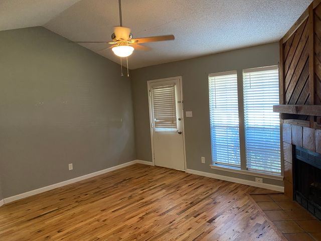 3904 Rye Glen Drive, Arlington, TX 76017