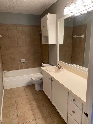 3904 Rye Glen Drive, Arlington, TX 76017