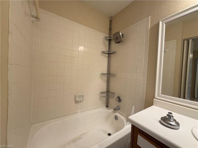 12520 Equestrian CIR # 312, Fort Myers, FL 33907