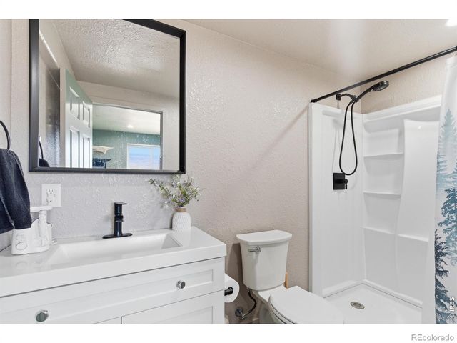 5216 Glen Drive, Berthoud, CO 80513