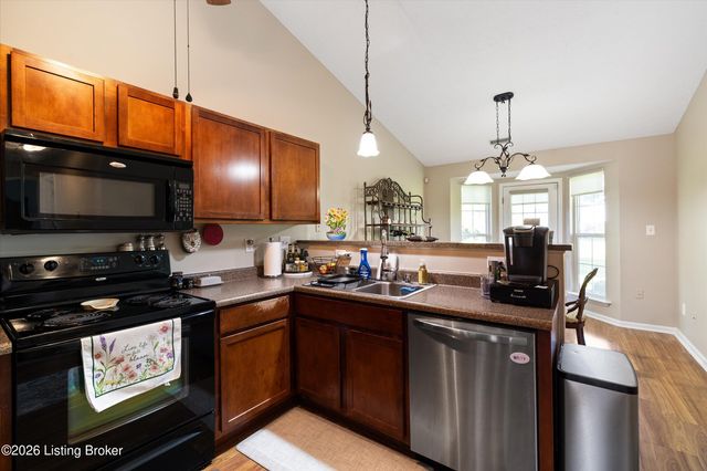 6922 Arbor Manor Way, Louisville, KY 40228