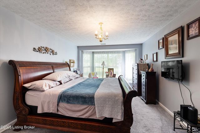 6922 Arbor Manor Way, Louisville, KY 40228