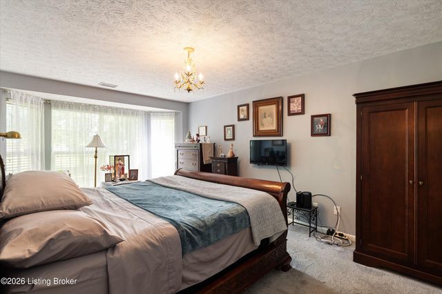 6922 Arbor Manor Way, Louisville, KY 40228