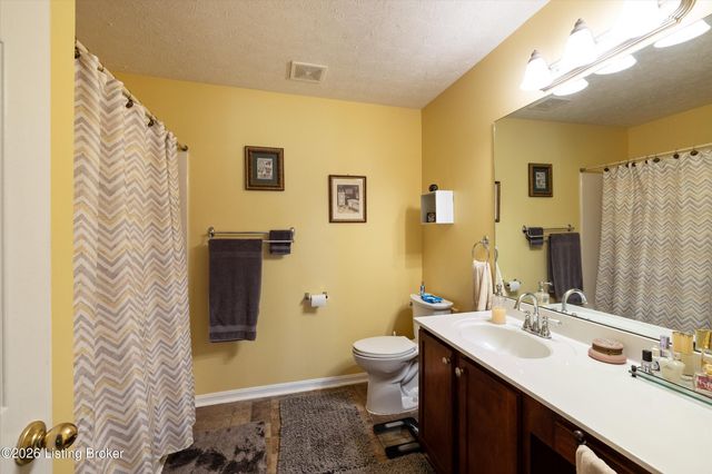 6922 Arbor Manor Way, Louisville, KY 40228