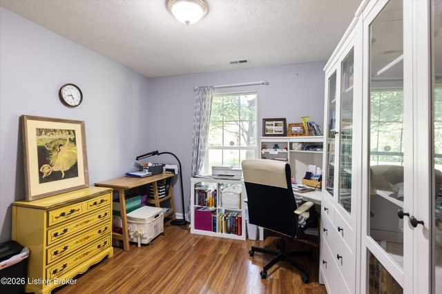 6922 Arbor Manor Way, Louisville, KY 40228