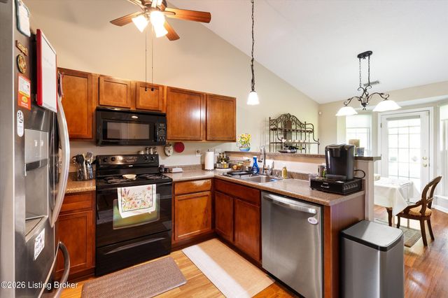 6922 Arbor Manor Way, Louisville, KY 40228