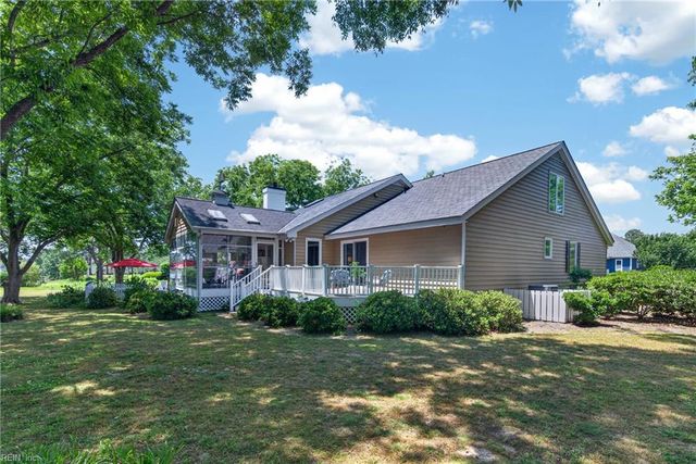 1801 Sawgrass Pointe DR, Hayes, VA 23072