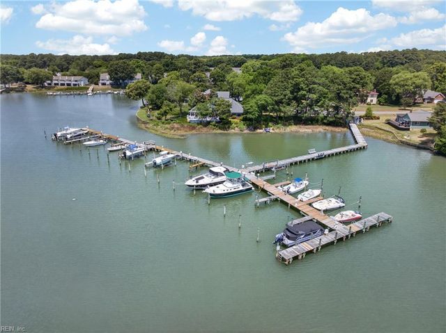 1801 Sawgrass Pointe DR, Hayes, VA 23072