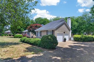1801 Sawgrass Pointe DR, Hayes, VA 23072