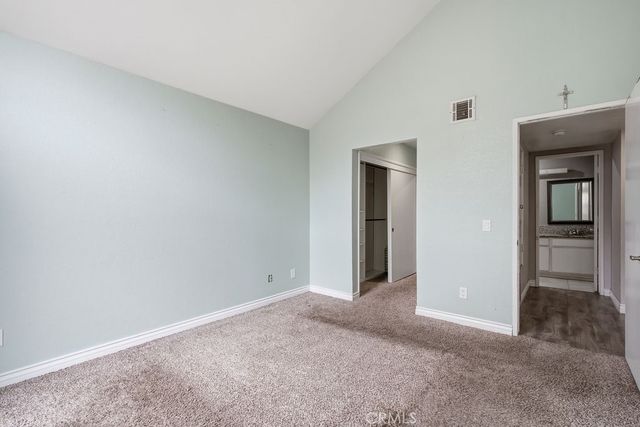 435 W 9th D5, Upland, CA 91786