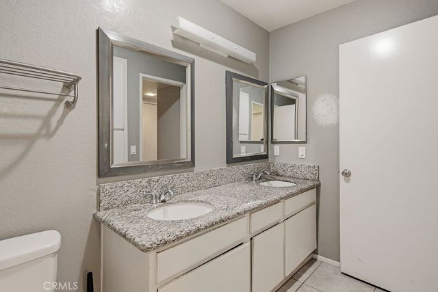 435 W 9th D5, Upland, CA 91786