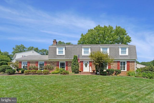 10704 STANHOPE PL, Fairfax, VA 22032