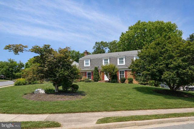 10704 STANHOPE PL, Fairfax, VA 22032