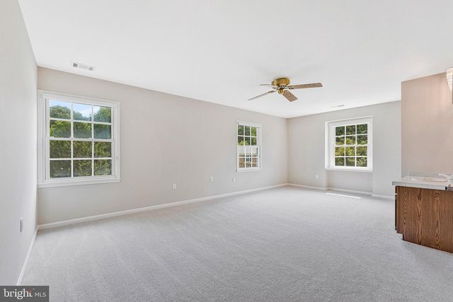 10704 STANHOPE PL, Fairfax, VA 22032