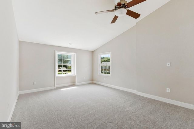10704 STANHOPE PL, Fairfax, VA 22032