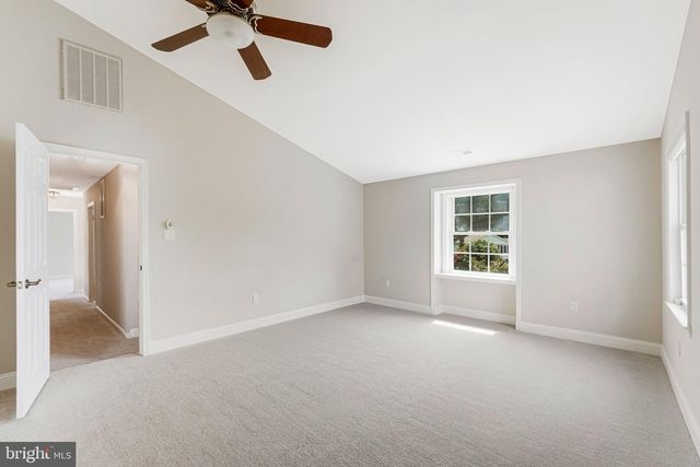 10704 STANHOPE PL, Fairfax, VA 22032
