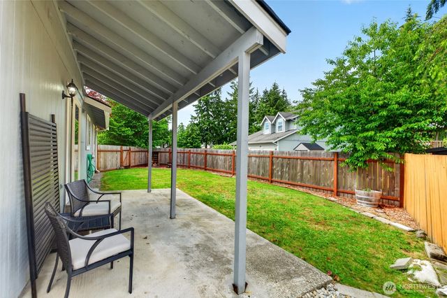 700 Kelsey Lane E, Eatonville, WA 98328