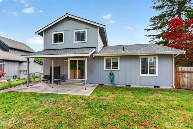 700 Kelsey Lane E, Eatonville, WA 98328