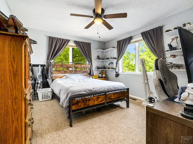 49 S Acacia Dr, Pueblo West, CO 81007