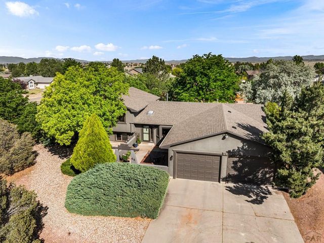 49 S Acacia Dr, Pueblo West, CO 81007