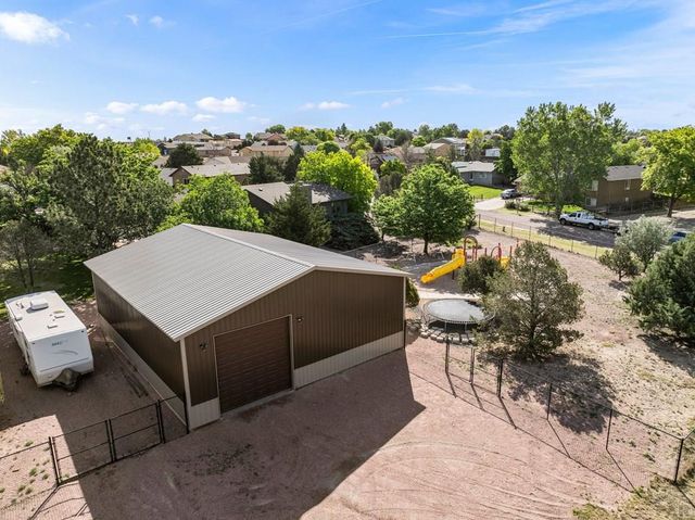 49 S Acacia Dr, Pueblo West, CO 81007
