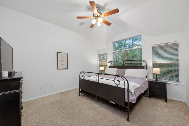 42 W Gaslight Place, The Woodlands, TX 77382